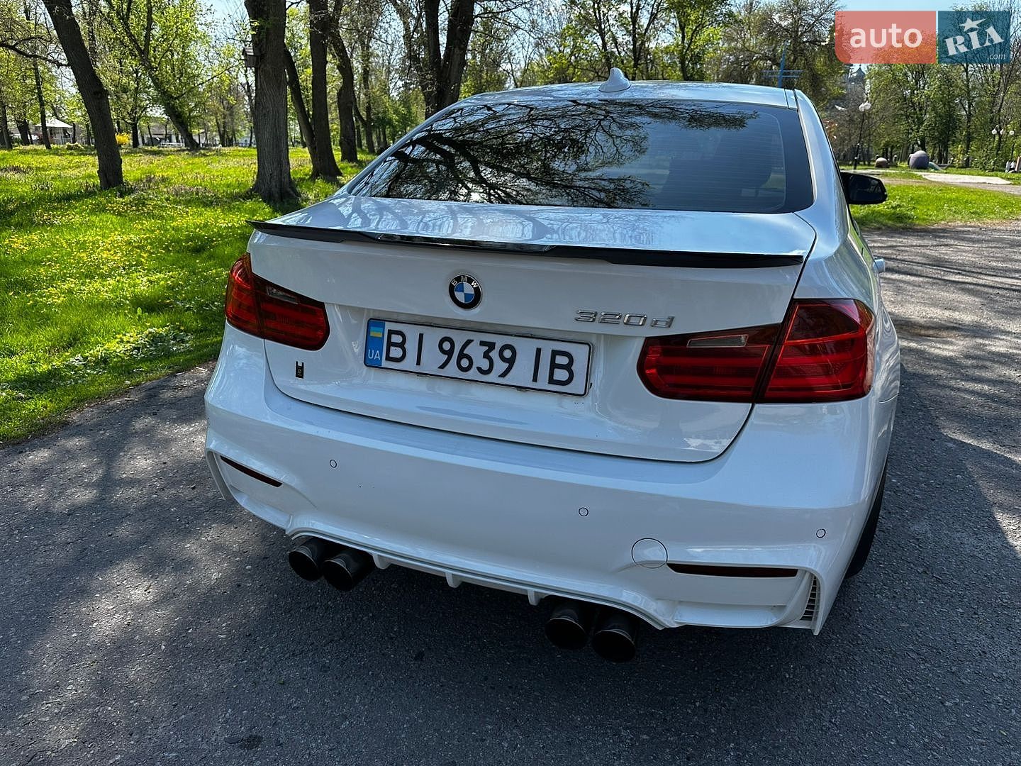 BMW 3 Series 2012 VIN WBA3D31010J263848 фото оголошення 15 з 23
