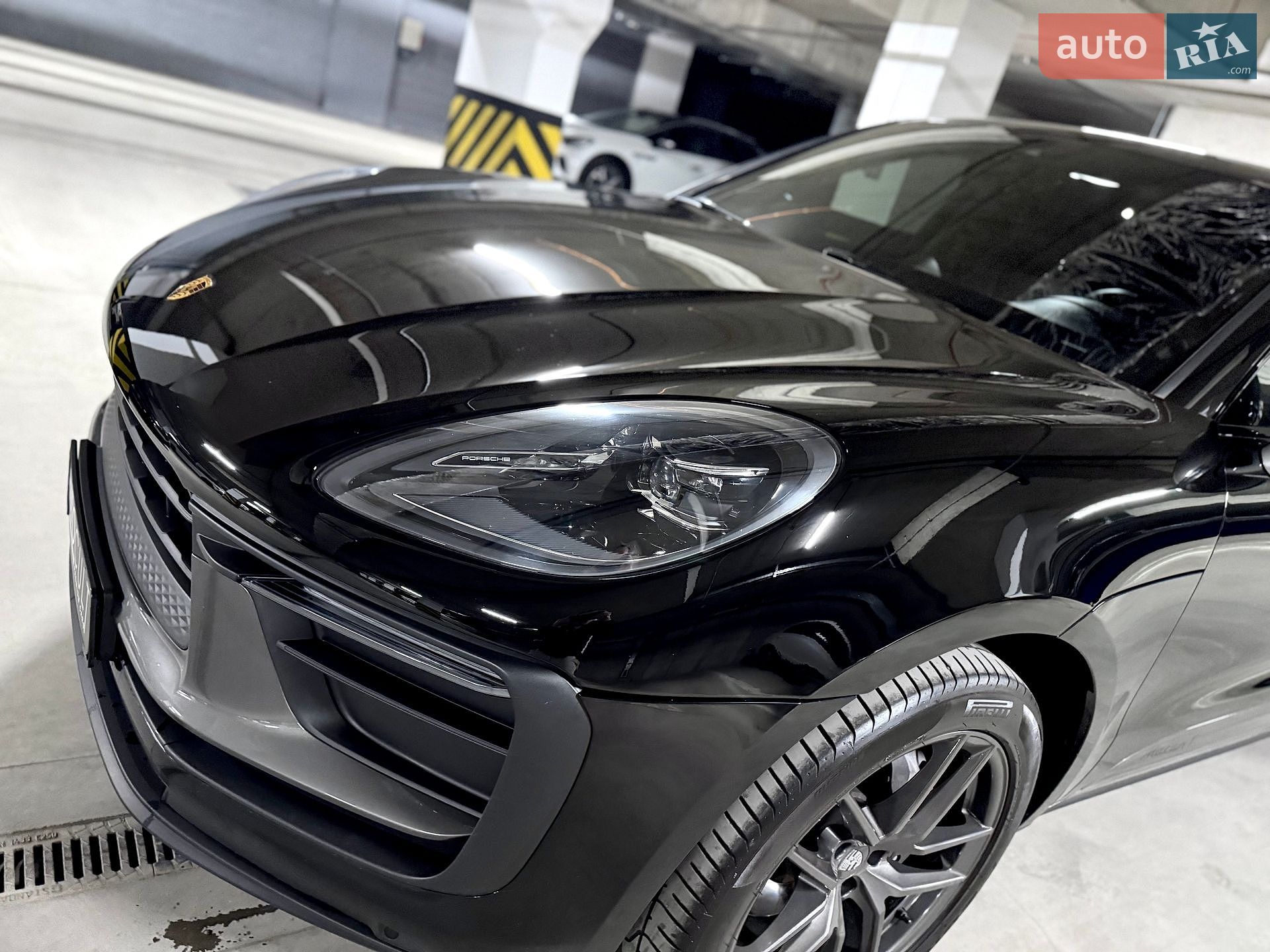 Porsche Macan 2022 VIN WP1ZZZ95ZPLB06667 фото оголошення 4 з 43