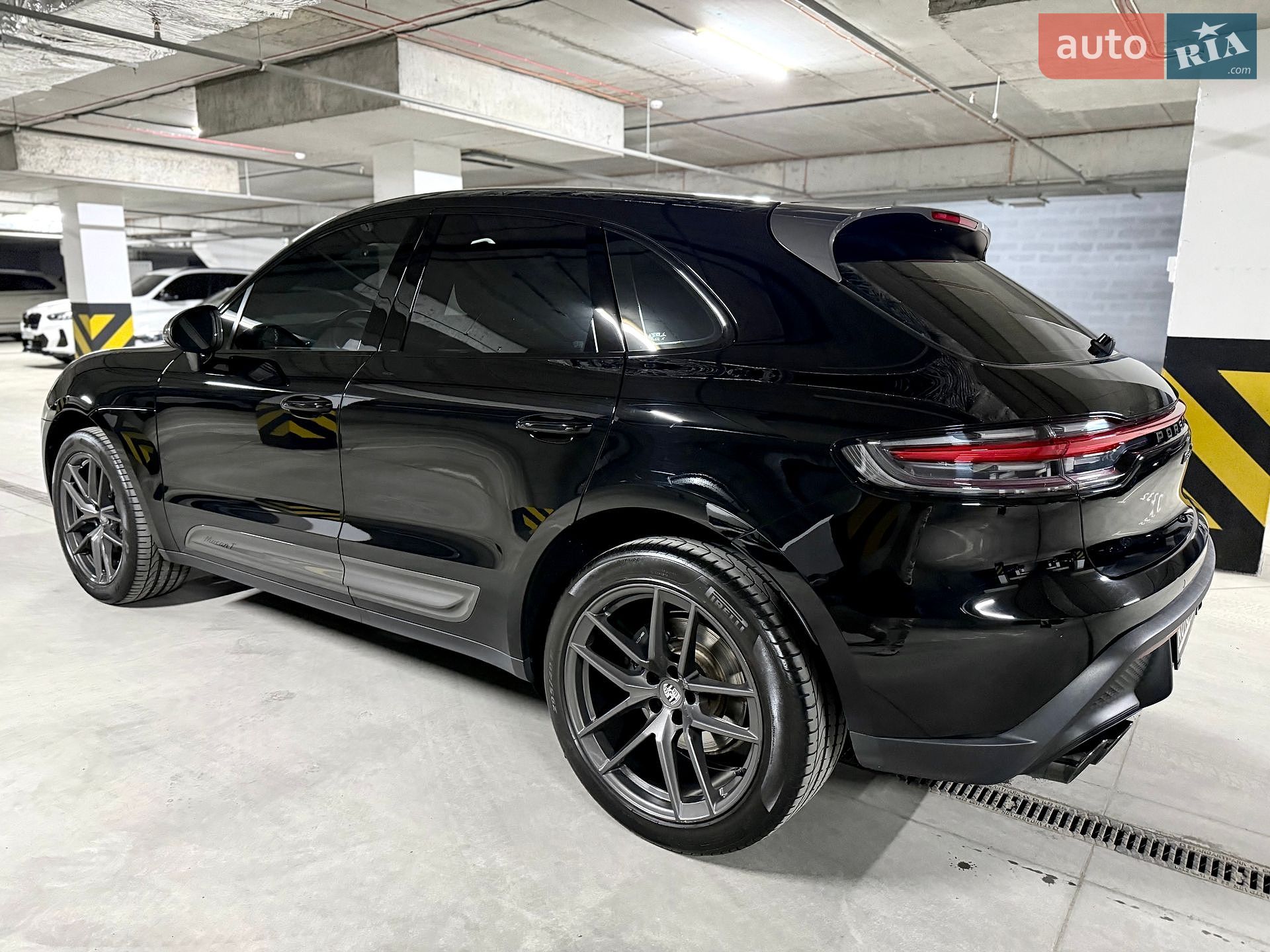 Porsche Macan 2022 VIN WP1ZZZ95ZPLB06667 фото оголошення 8 з 43