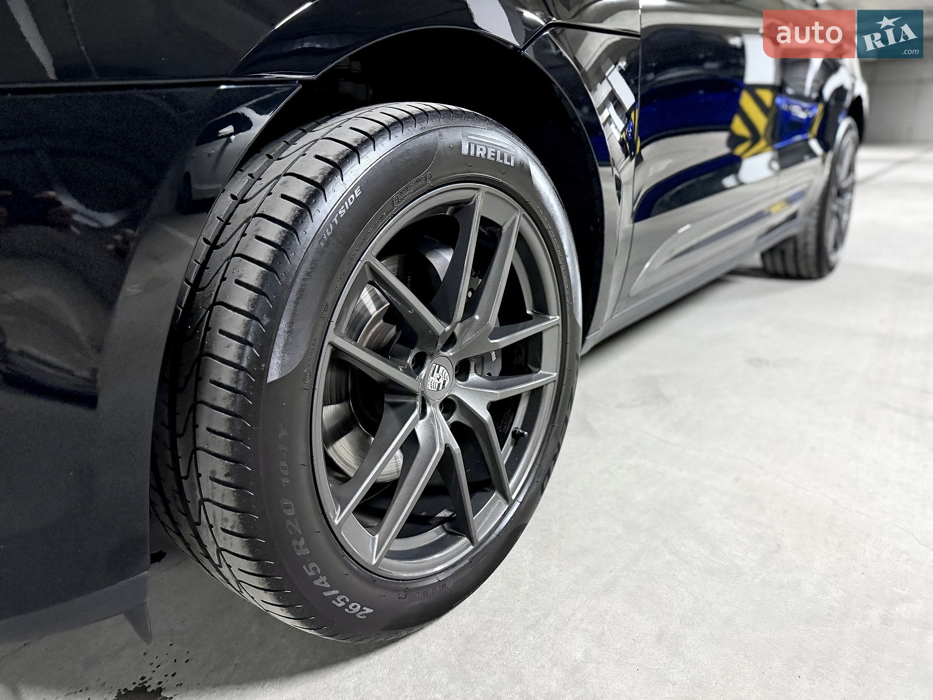 Porsche Macan 2022 VIN WP1ZZZ95ZPLB06667 фото оголошення 5 з 43