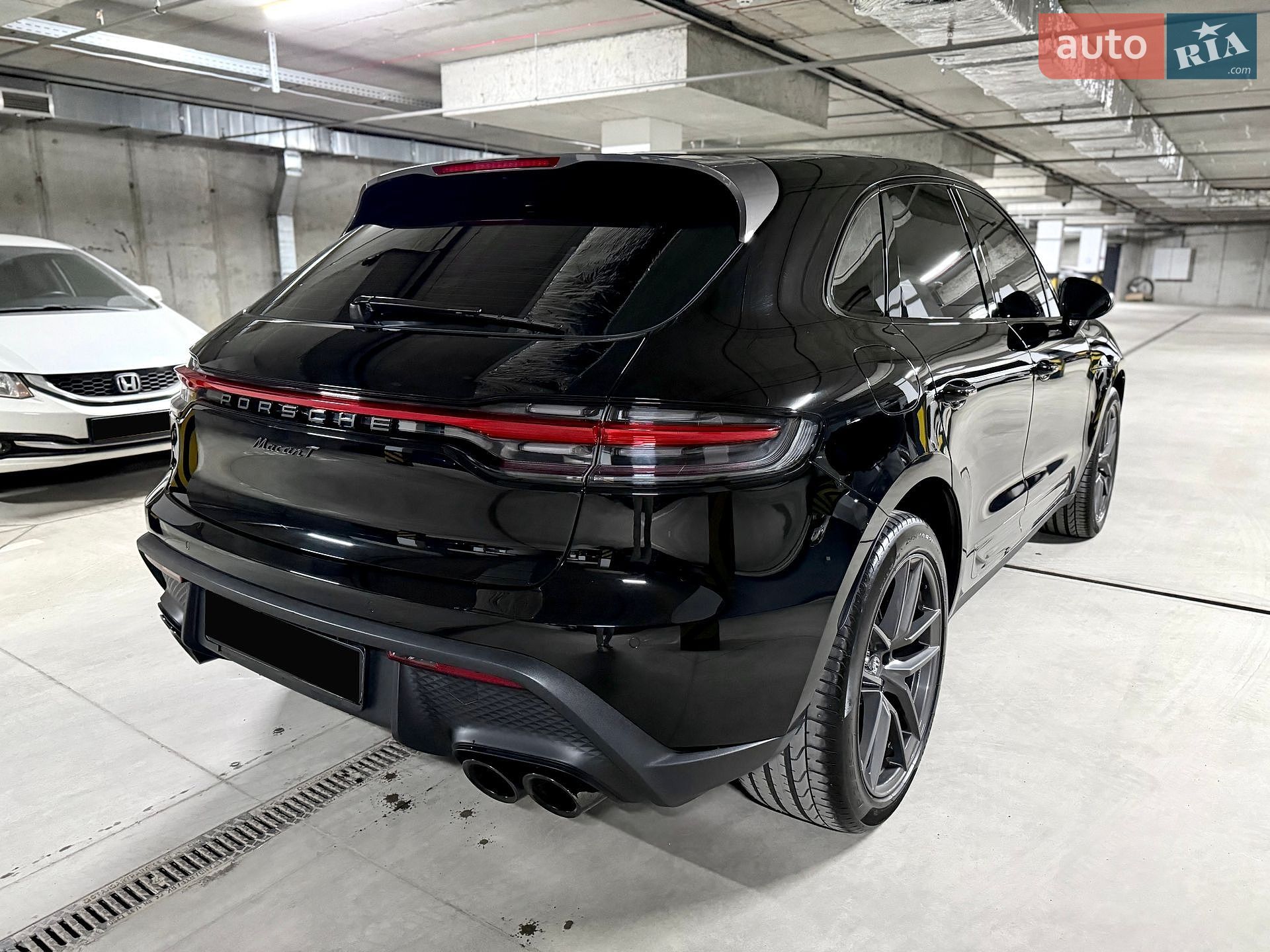 Porsche Macan 2022 VIN WP1ZZZ95ZPLB06667 фото оголошення 14 з 43
