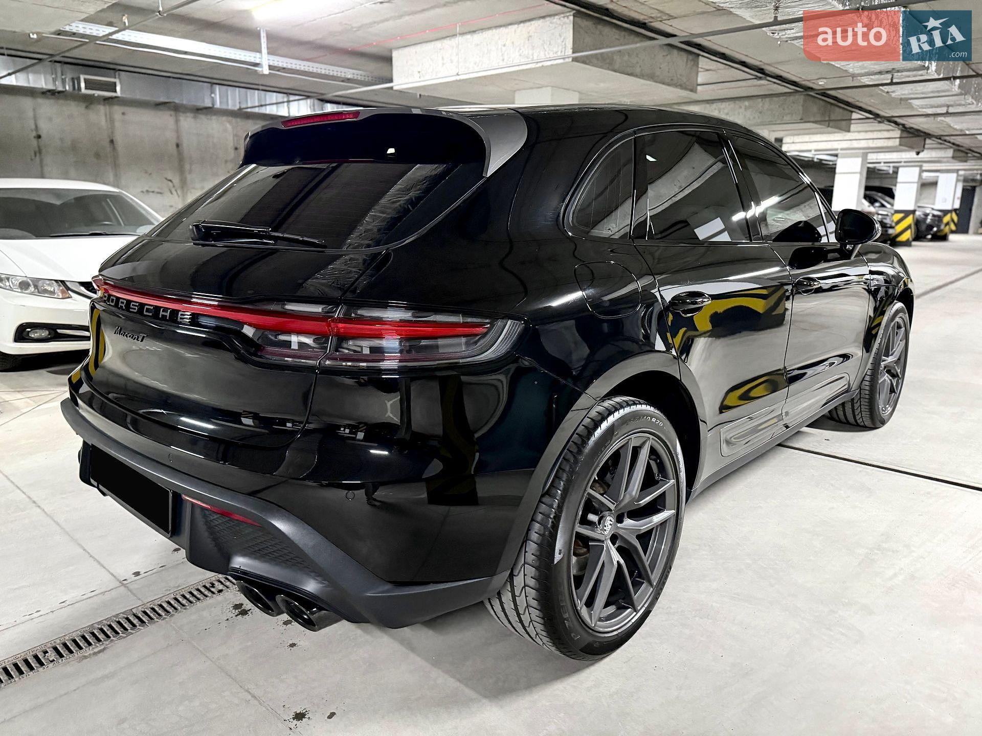 Porsche Macan 2022 VIN WP1ZZZ95ZPLB06667 фото оголошення 15 з 43