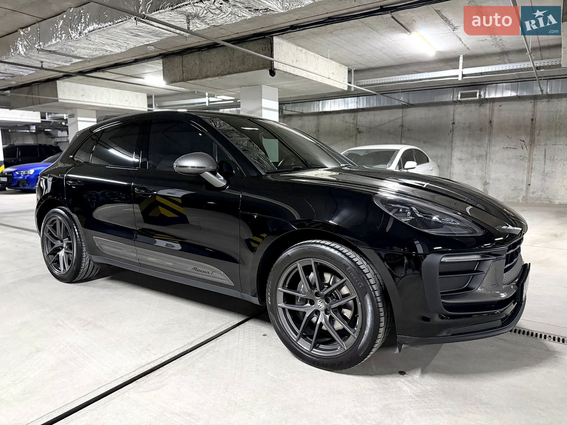 Porsche Macan 2022 VIN WP1ZZZ95ZPLB06667 фото оголошення 18 з 43