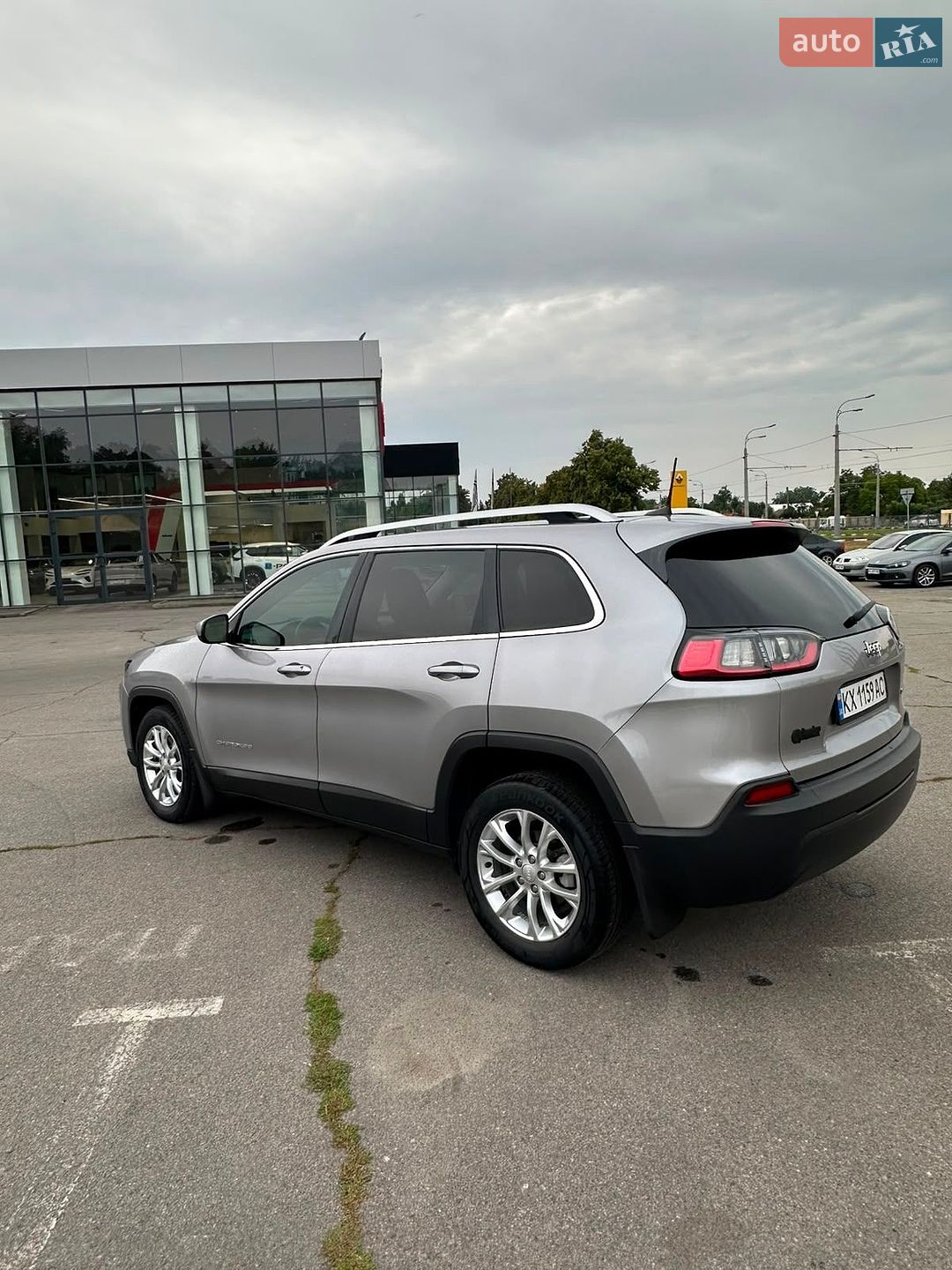 Jeep Cherokee 2019 VIN 1C4PJLCB7KD242600 фото оголошення 13 з 32