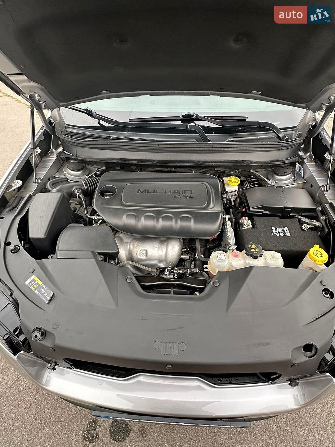 Jeep Cherokee 2019 VIN 1C4PJLCB7KD242600 фото оголошення 22 з 32