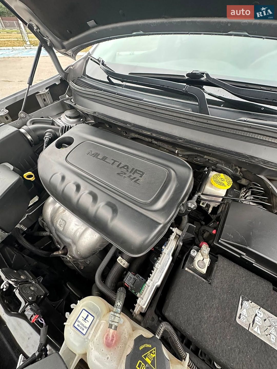 Jeep Cherokee 2019 VIN 1C4PJLCB7KD242600 фото оголошення 24 з 32
