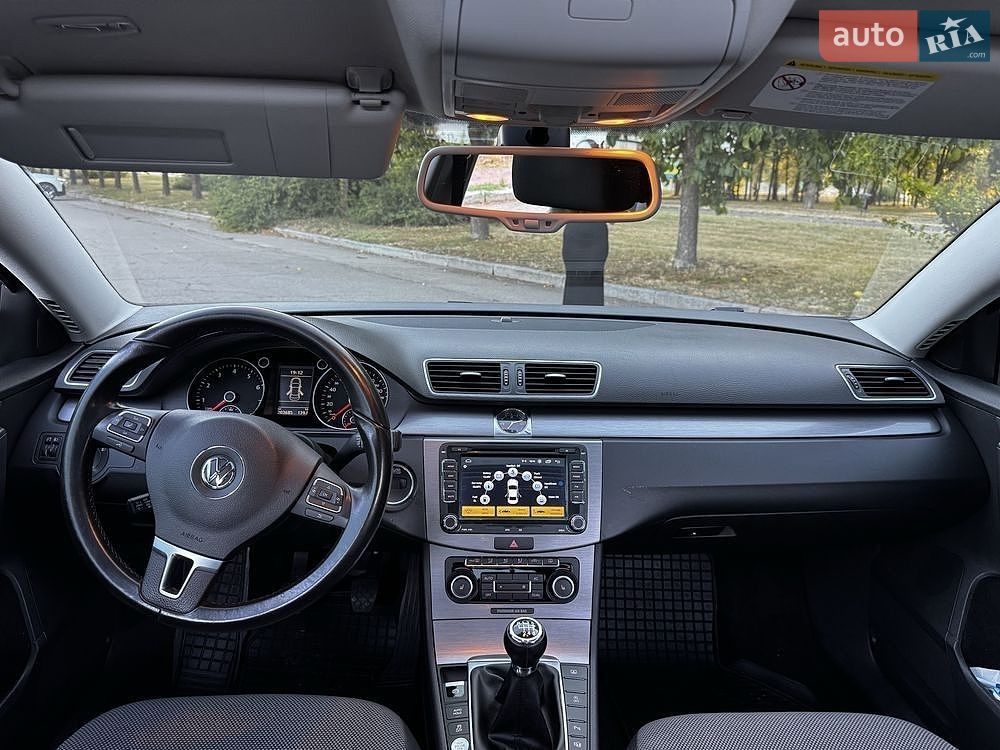 Volkswagen Passat 2010 VIN WVWZZZ3CZBP301423 фото оголошення 9 з 13