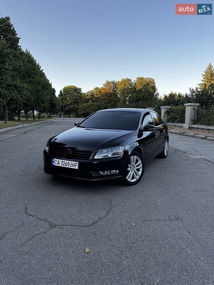 Volkswagen Passat 2010 VIN WVWZZZ3CZBP301423 фото оголошення 10 з 13