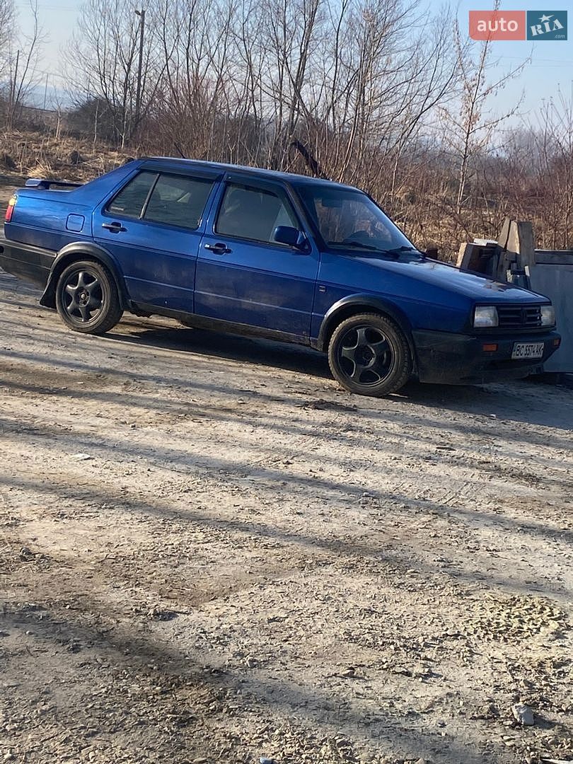 Volkswagen Jetta 1987 VIN WVWZZZ16ZHW745040 фото оголошення 2 з 4