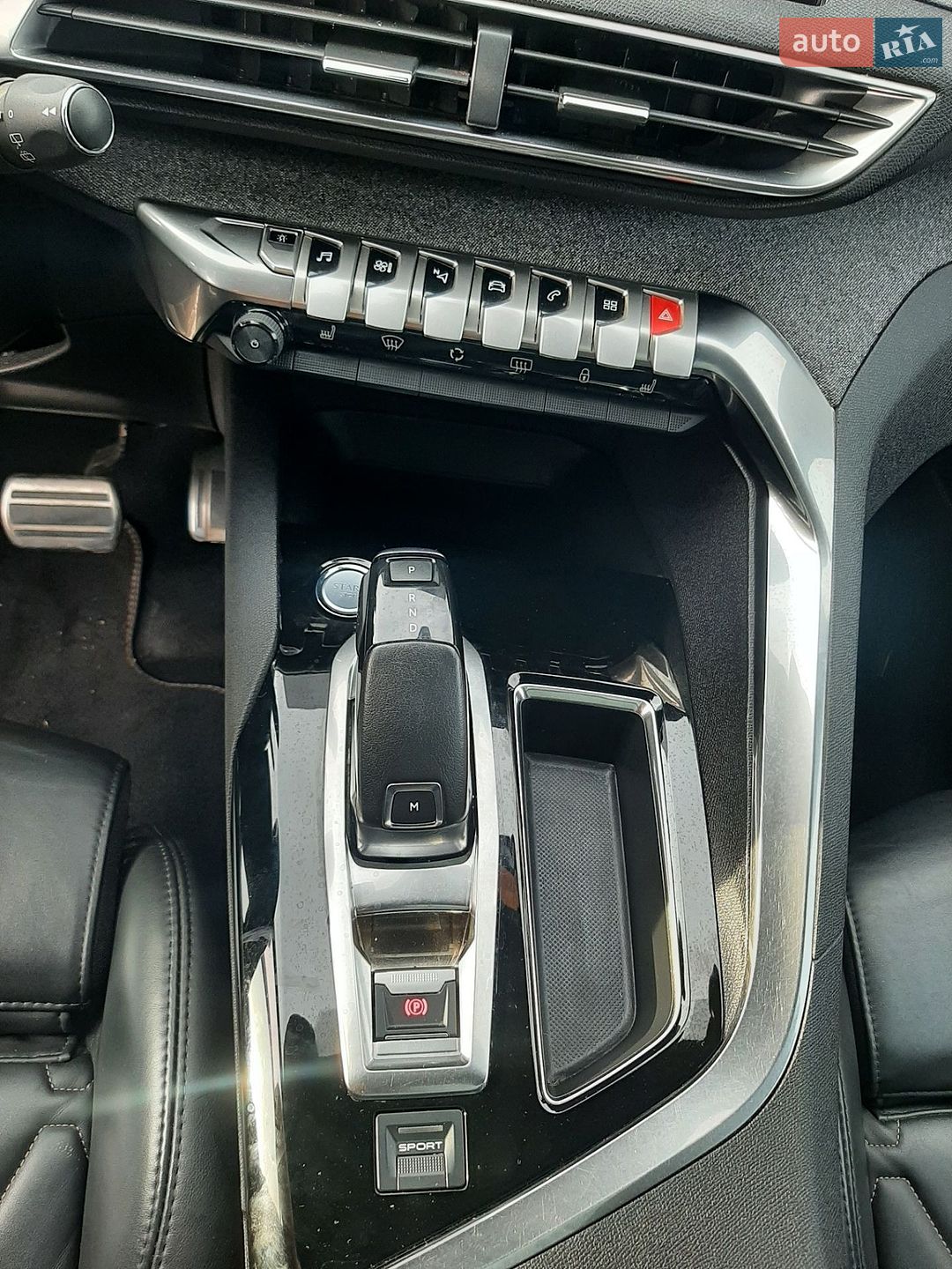 Peugeot 5008 2017 VIN VF3MCBHXWHL026380 фото оголошення 42 з 44