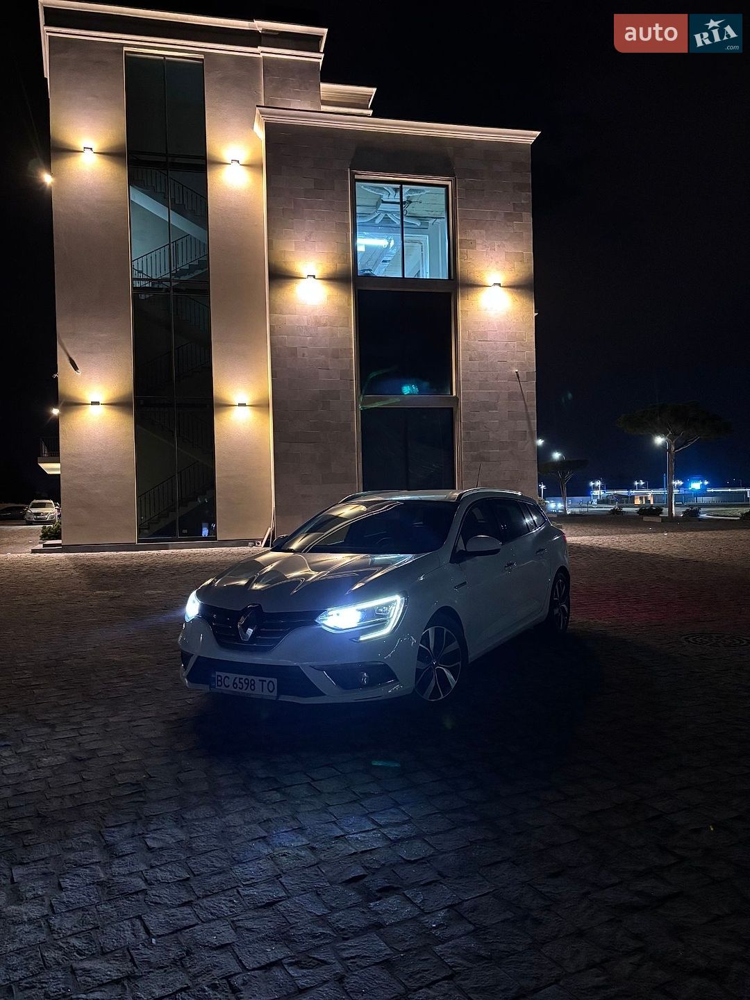 Renault Megane 2016 VIN VF1RFB00856967833 фото оголошення 7 з 41