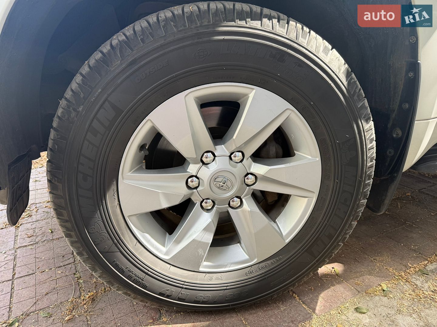 Toyota Land Cruiser Prado 2013 VIN JTEBH3FJ00K108072 фото оголошення 12 з 35