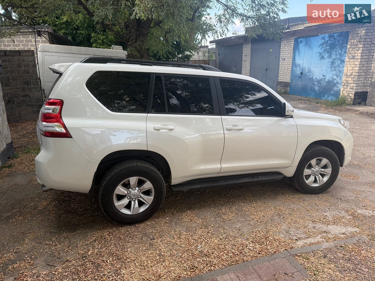 Toyota Land Cruiser Prado 2013 VIN JTEBH3FJ00K108072 фото оголошення 7 з 35