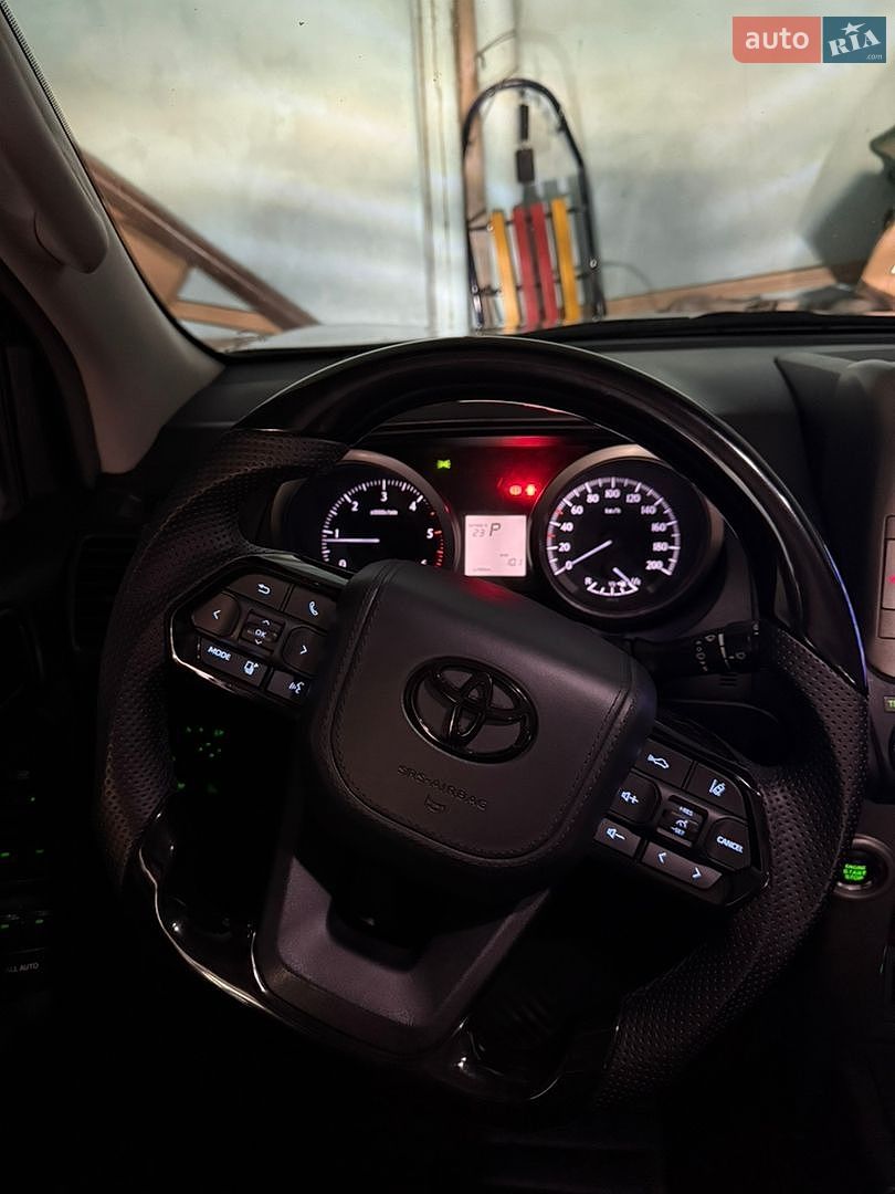 Toyota Land Cruiser Prado 2013 VIN JTEBH3FJ00K108072 фото оголошення 29 з 35