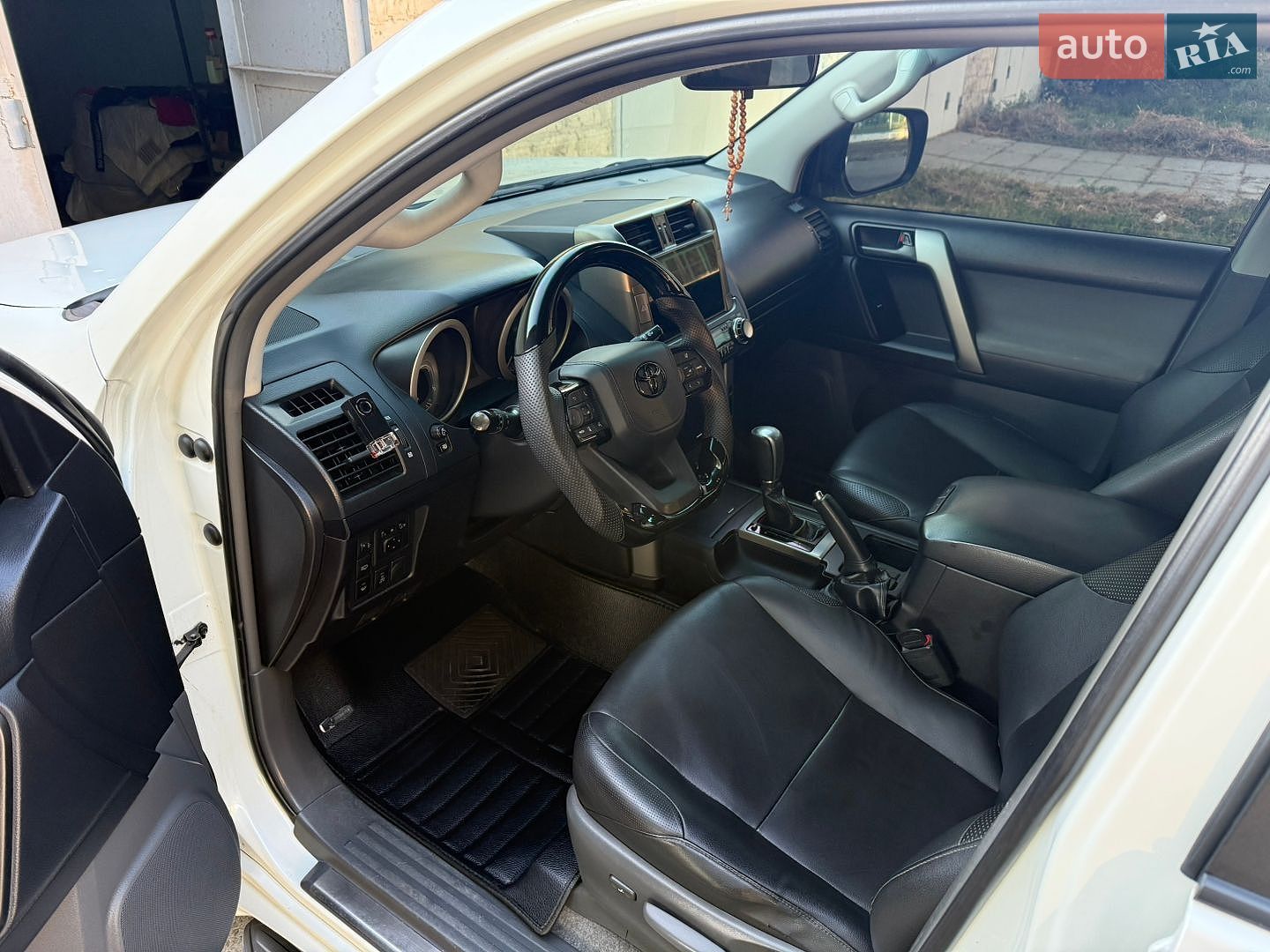 Toyota Land Cruiser Prado 2013 VIN JTEBH3FJ00K108072 фото оголошення 24 з 35