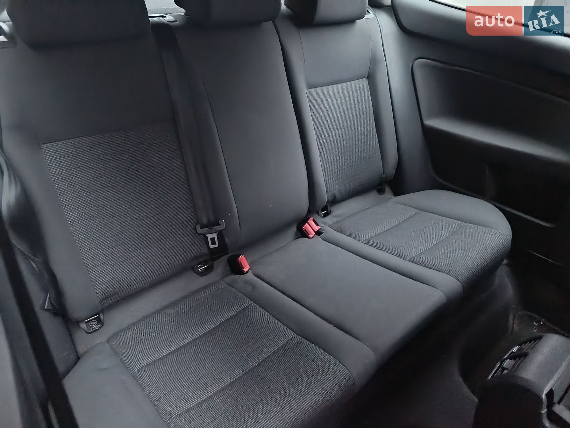 Volkswagen Golf 2004 VIN WVWZZZ1KZ5P007761 фото оголошення 4 з 6