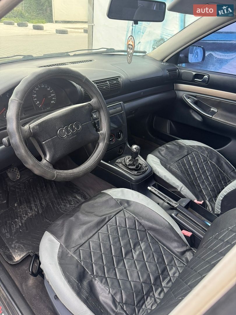 Audi A4 1995 VIN WAUZZZ8DZTA062498 фото оголошення 5 з 5
