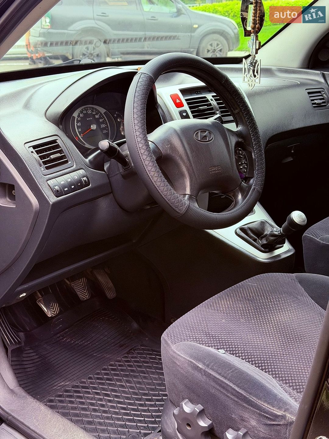 Hyundai Tucson 2006 VIN KMHJN81VP6U483603 фото оголошення 11 з 16