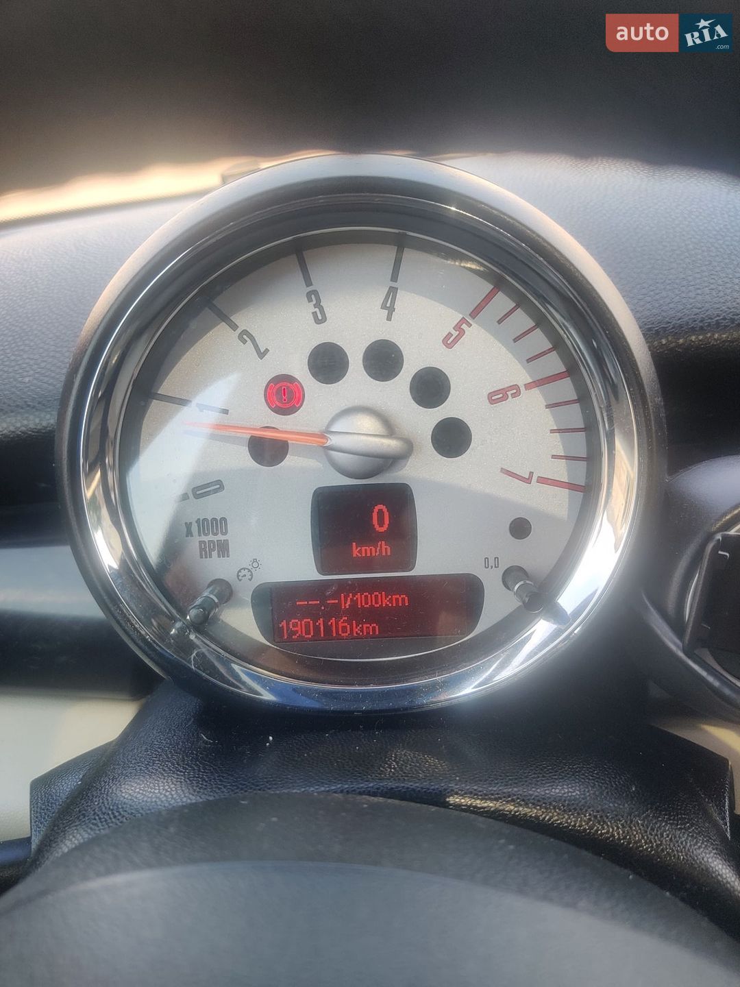 MINI Clubman 2010 VIN WMWZH51000TX88723 фото оголошення 13 з 26