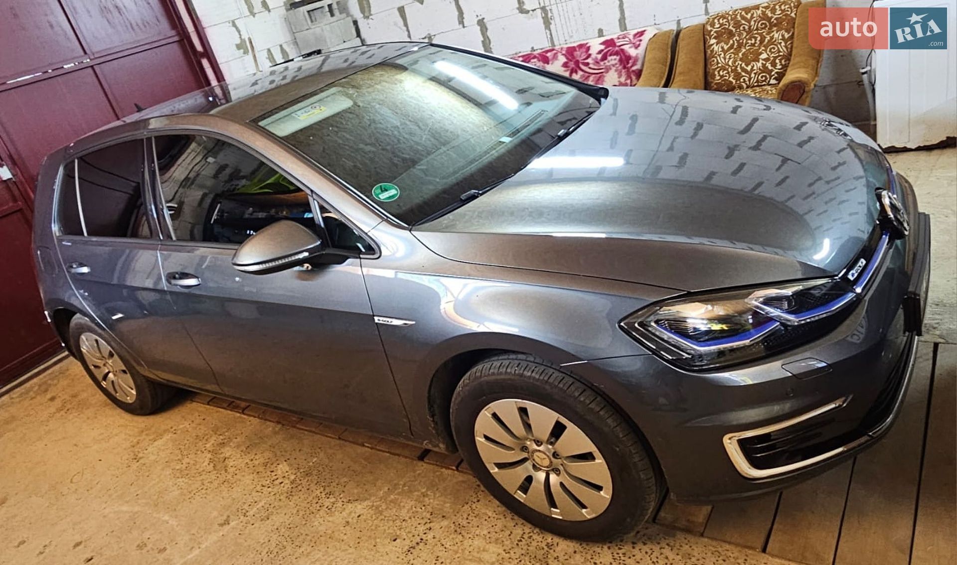 Volkswagen e-Golf 2020 VIN WVWZZZAUZL8908814 фото оголошення 28 з 30