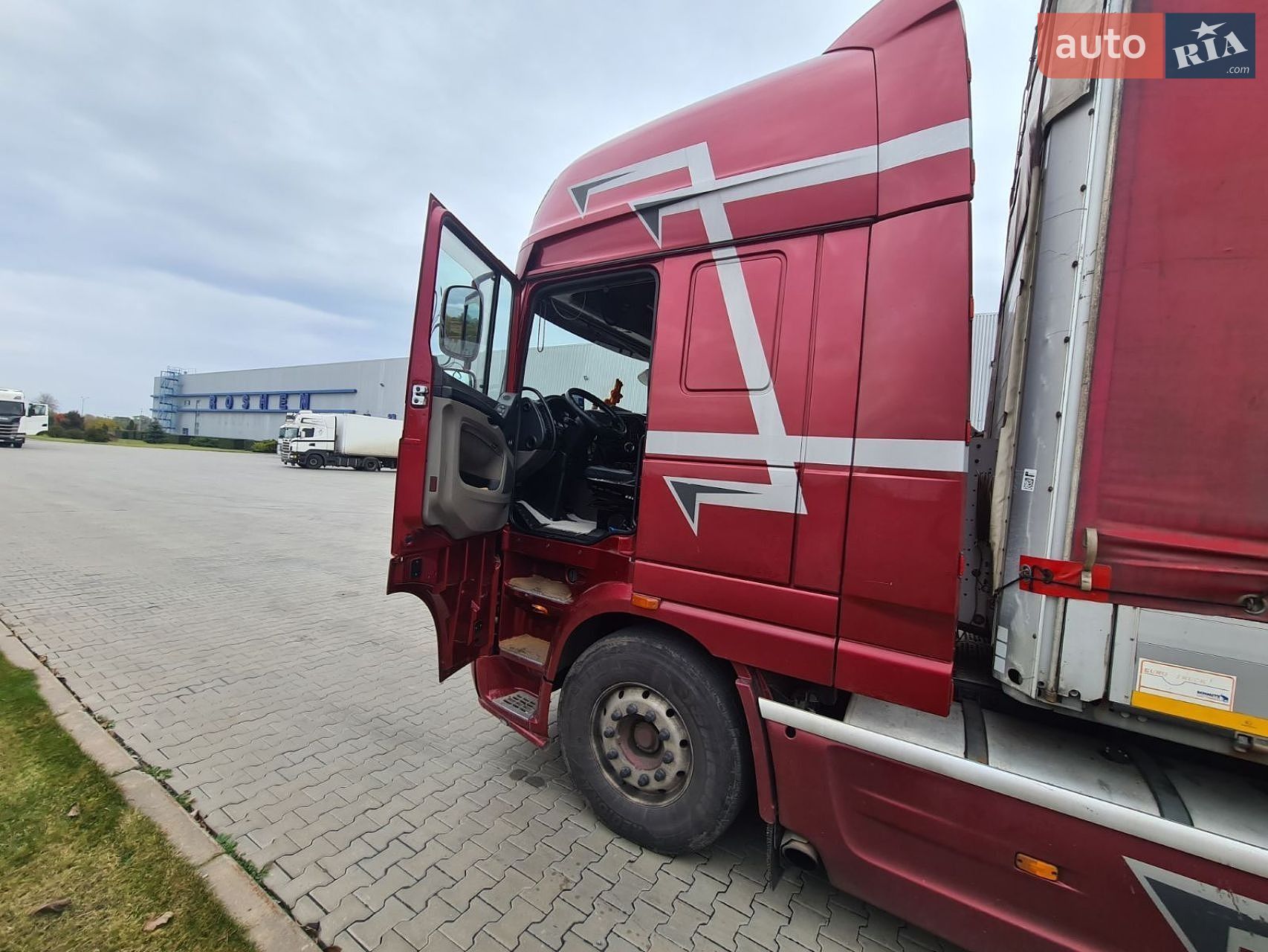 DAF XF 2012 VIN XLRTE47MS0E946192 фото оголошення 8 з 26