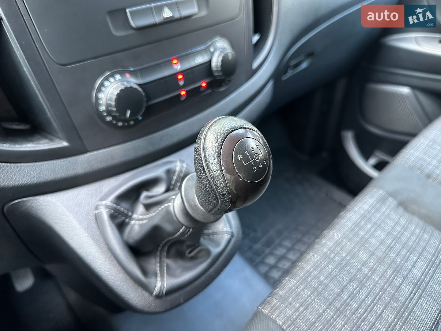 Mercedes-Benz Vito 2019 VIN WDF44760313565565 фото оголошення 23 з 32