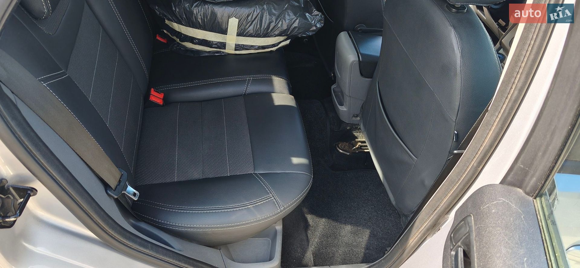 Ford Focus 2011 VIN WF0PXXWPDPBK01498 фото оголошення 14 з 19