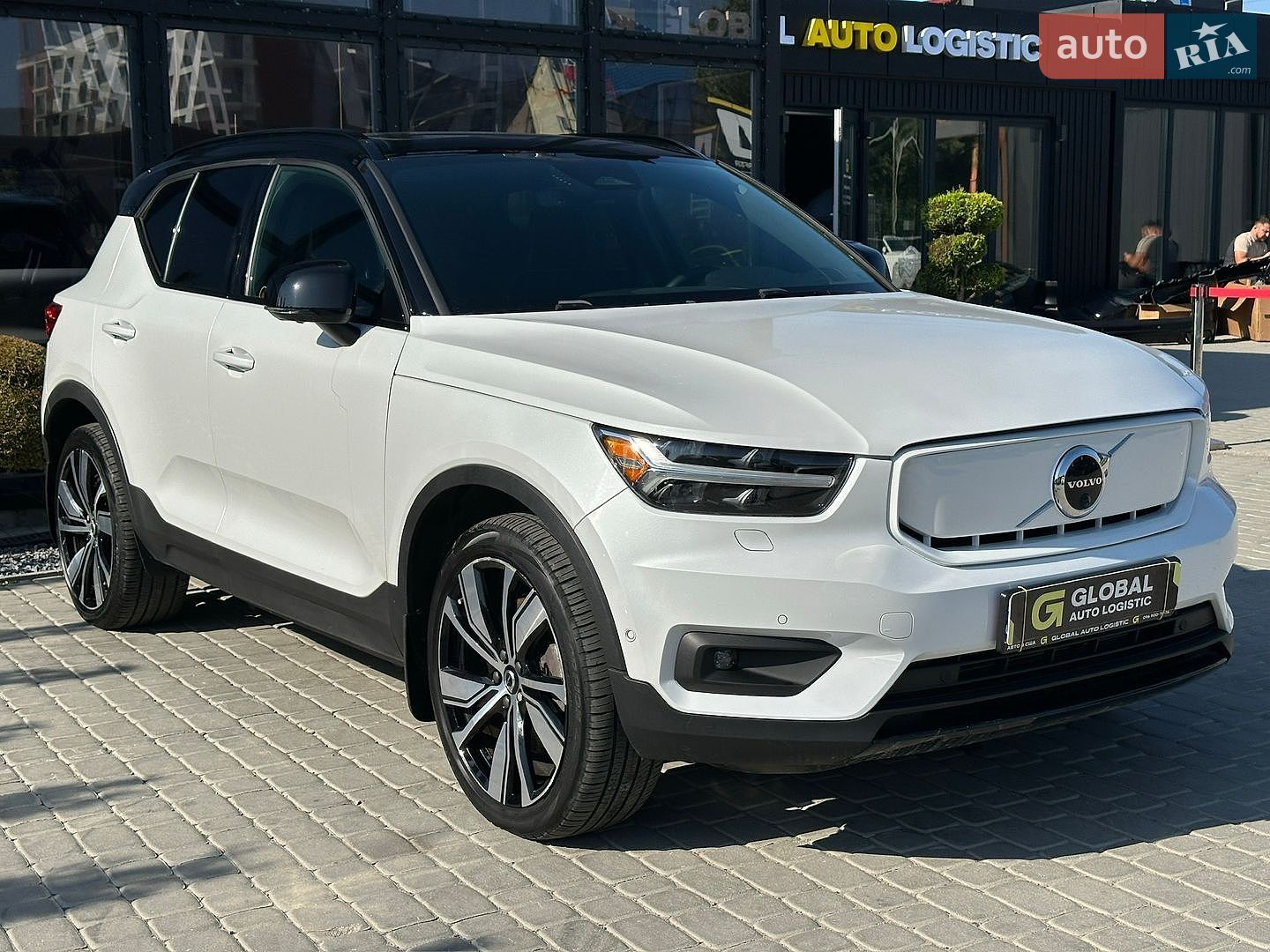 Volvo Xc40 2022 VIN YV4ED3UBXN2745502 фото оголошення 5 з 24