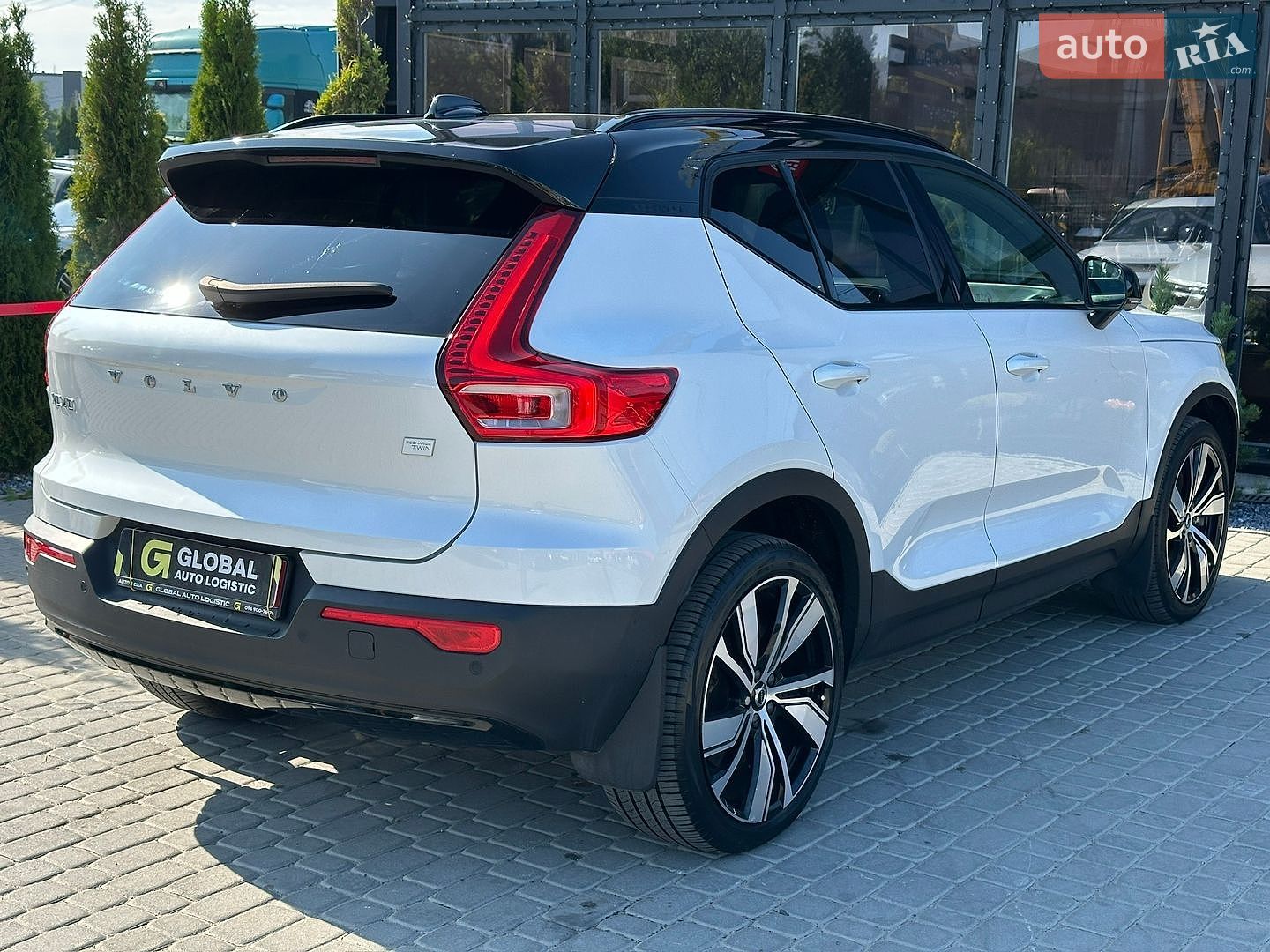 Volvo Xc40 2022 VIN YV4ED3UBXN2745502 фото оголошення 8 з 24