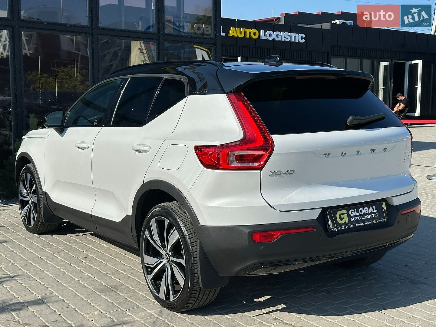 Volvo Xc40 2022 VIN YV4ED3UBXN2745502 фото оголошення 10 з 24
