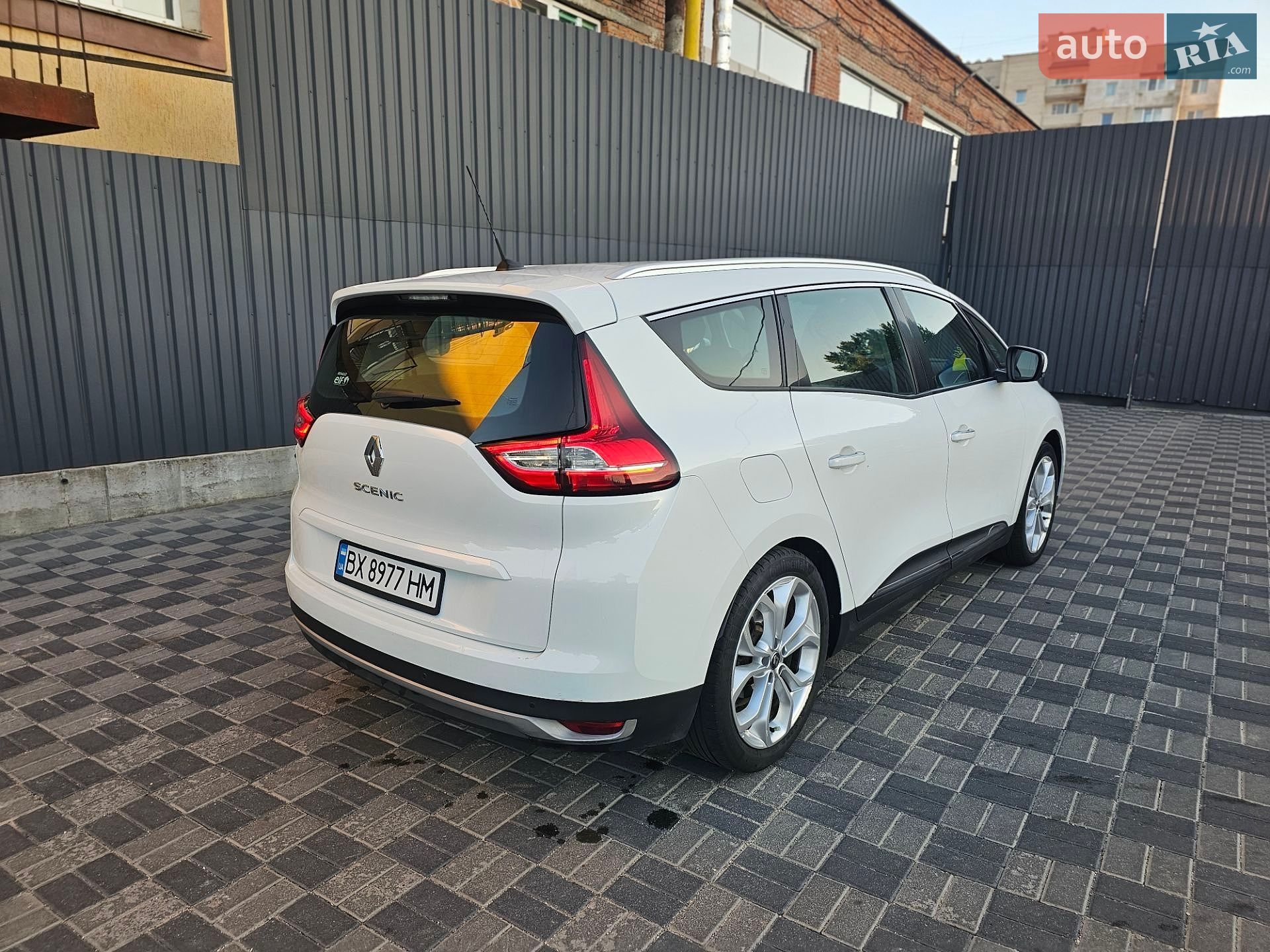 Renault Grand Scenic 2017 VIN VF1RFA00758943246 фото оголошення 39 з 77