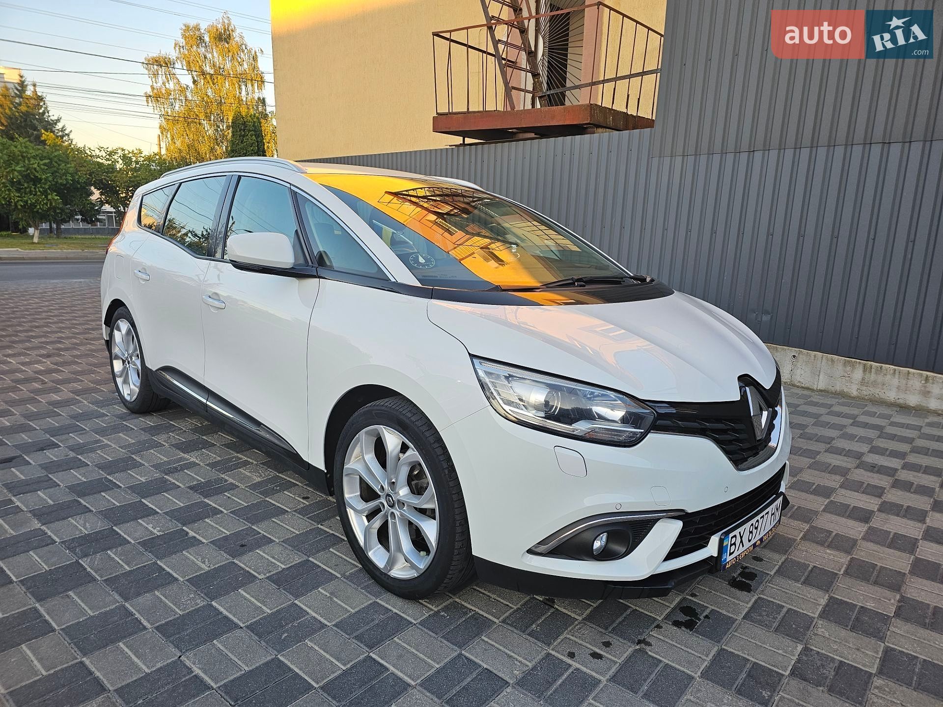 Renault Grand Scenic 2017 VIN VF1RFA00758943246 фото оголошення 42 з 77