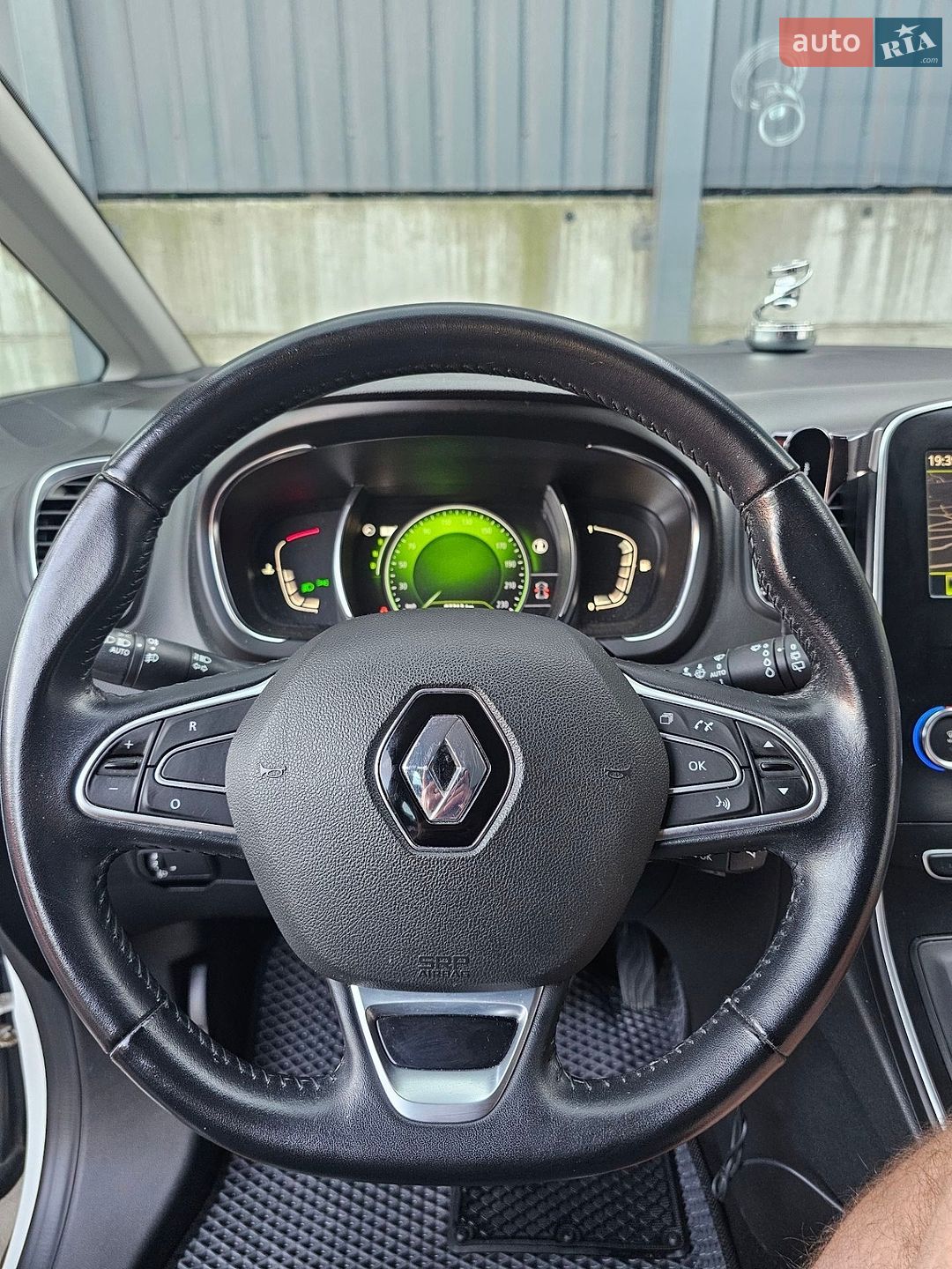 Renault Grand Scenic 2017 VIN VF1RFA00758943246 фото оголошення 47 з 77