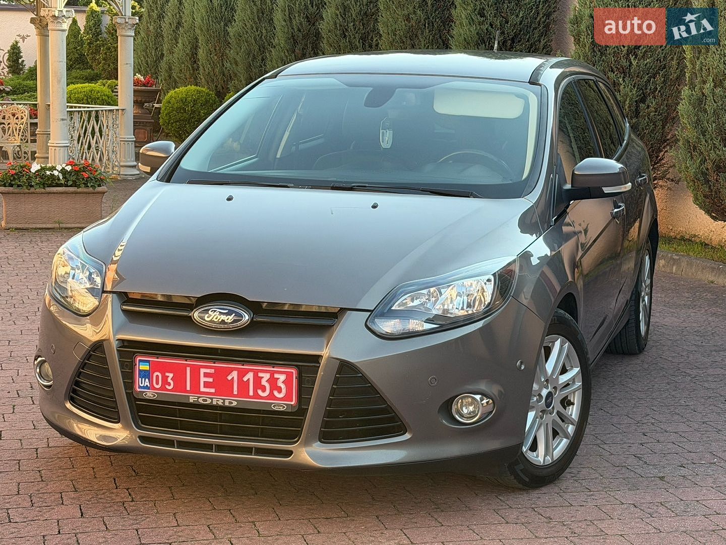 Ford Focus 2013 VIN WF0LXXGCBLDE28303 фото оголошення 5 з 121
