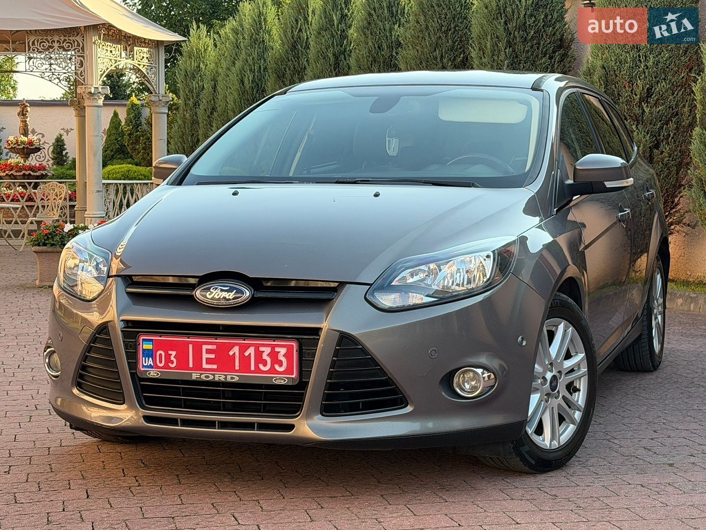 Ford Focus 2013 VIN WF0LXXGCBLDE28303 фото оголошення 9 з 121