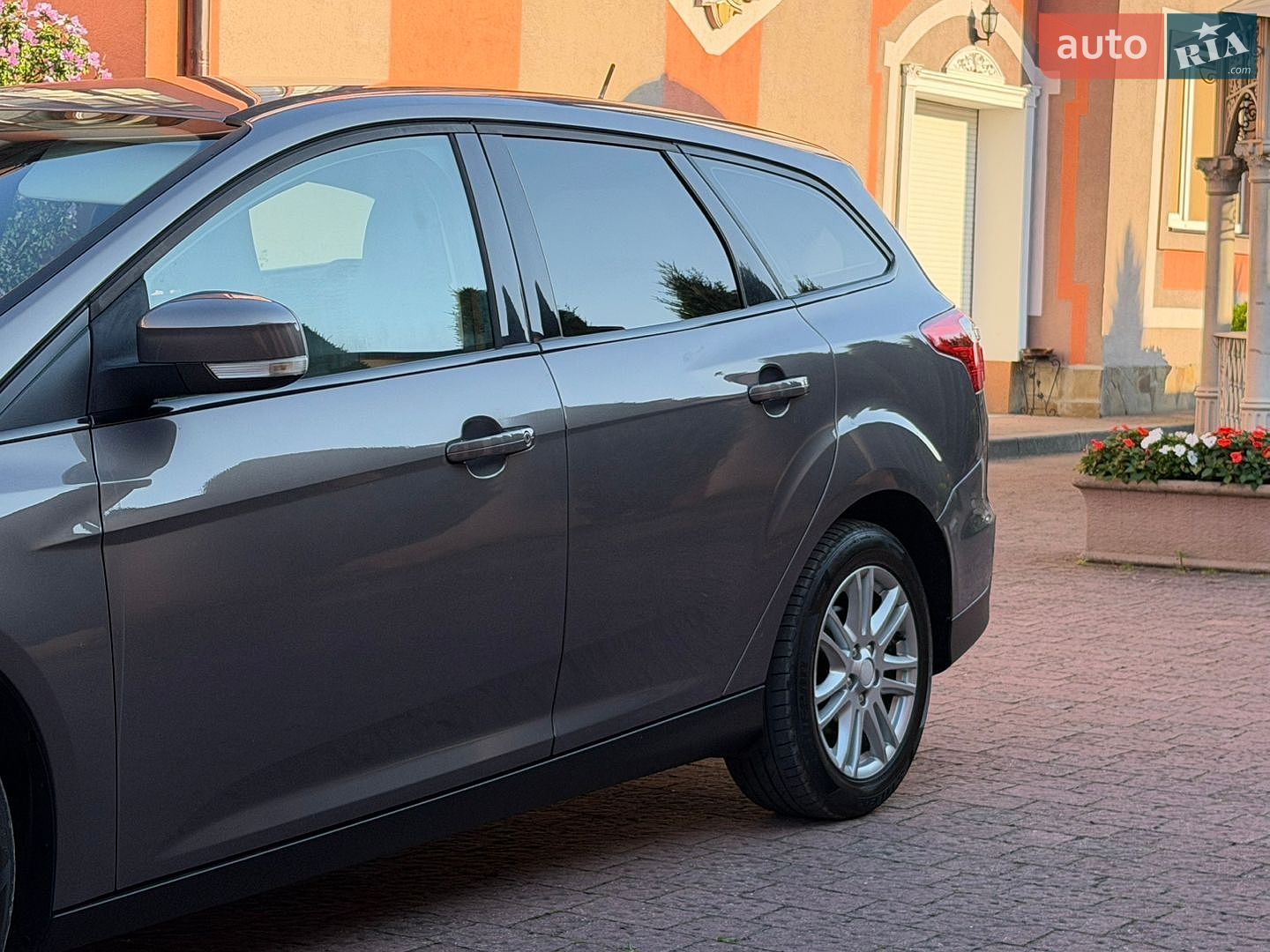 Ford Focus 2013 VIN WF0LXXGCBLDE28303 фото оголошення 28 з 121