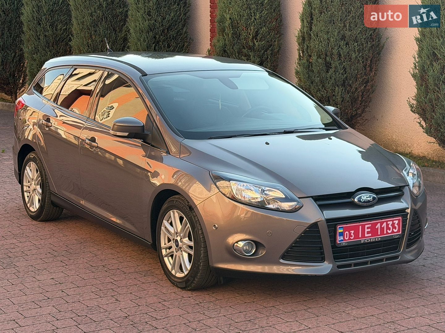 Ford Focus 2013 VIN WF0LXXGCBLDE28303 фото оголошення 20 з 121