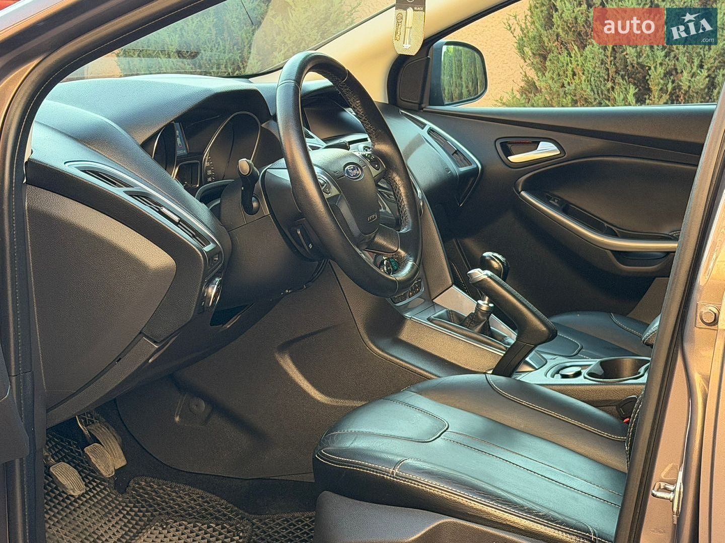 Ford Focus 2013 VIN WF0LXXGCBLDE28303 фото оголошення 119 з 121