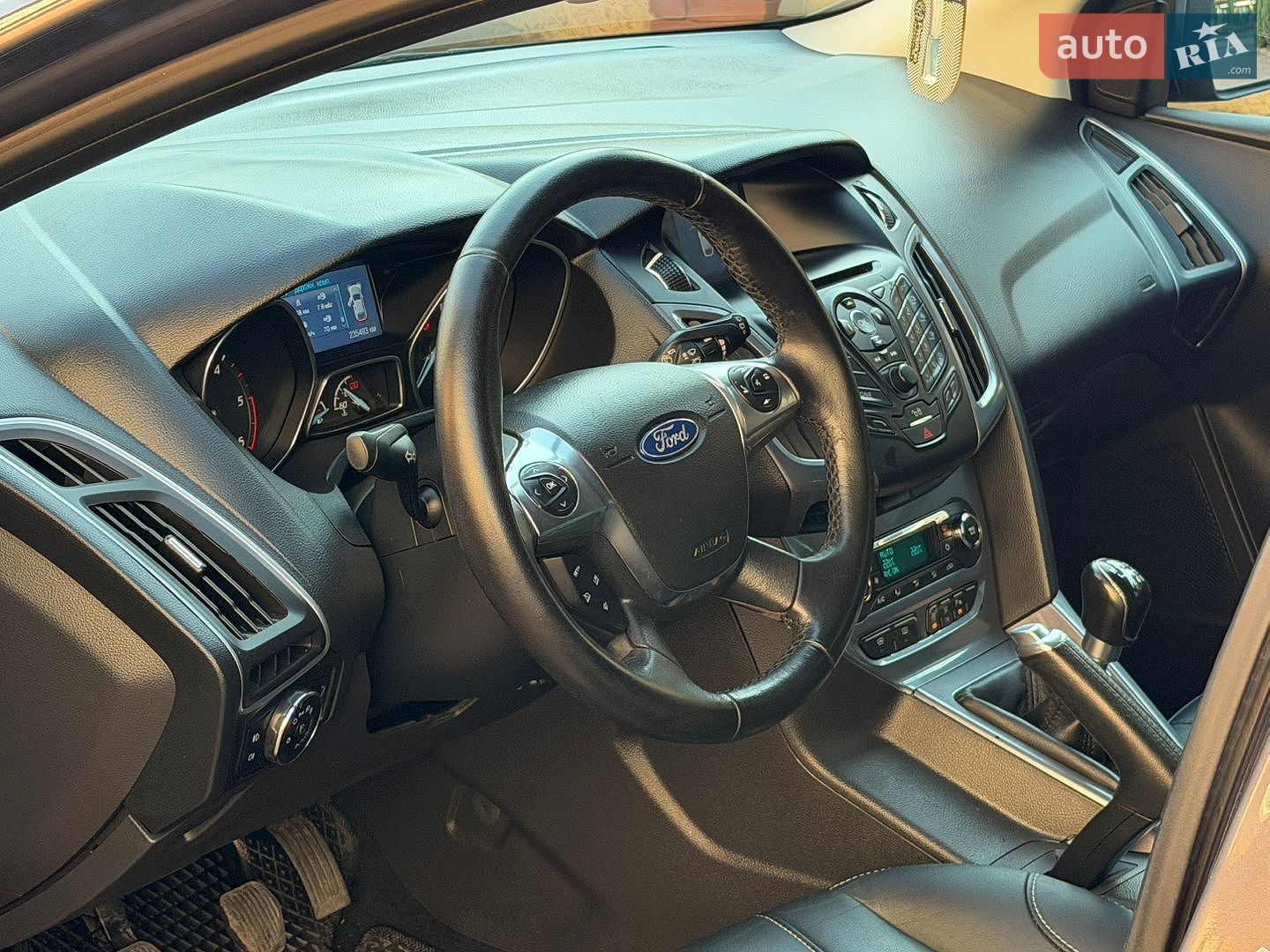 Ford Focus 2013 VIN WF0LXXGCBLDE28303 фото оголошення 120 з 121
