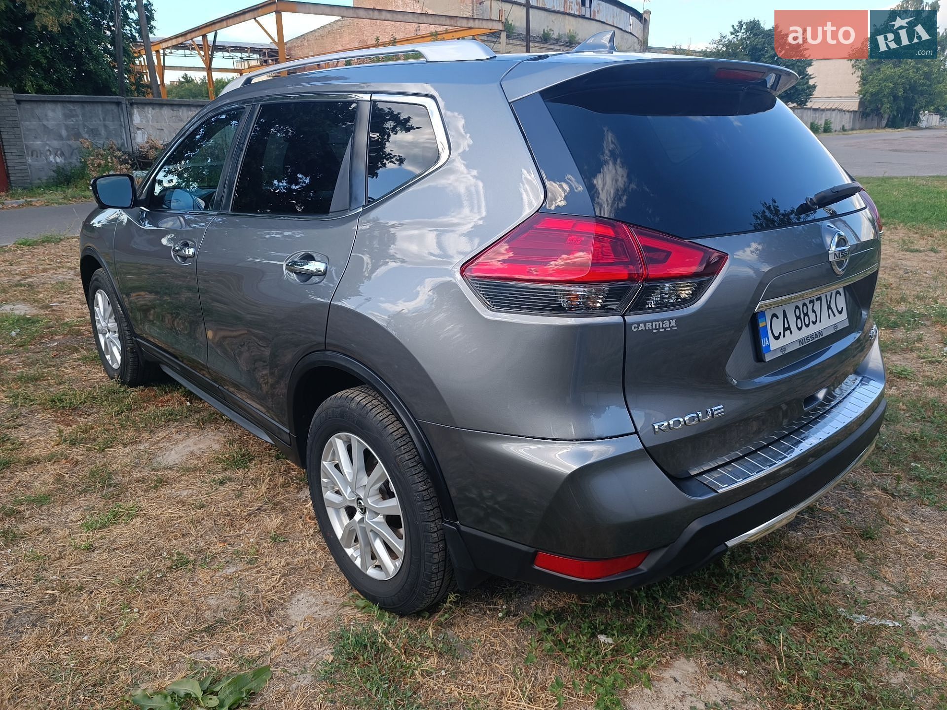 Nissan Rogue 2017 VIN KNMAT2MV2HP613866 фото оголошення 4 з 20