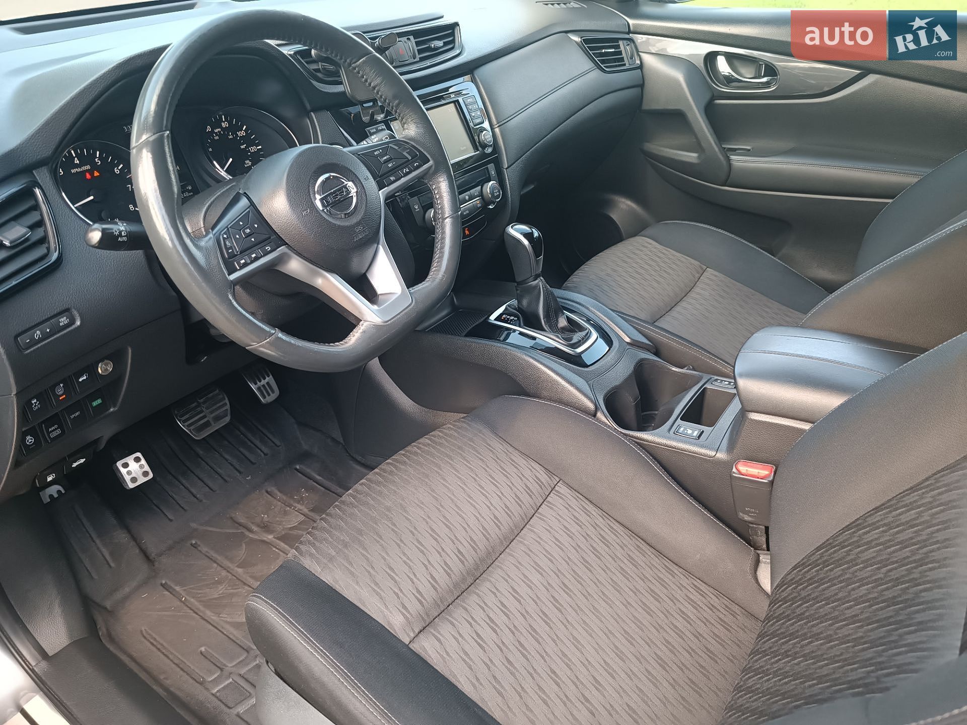 Nissan Rogue 2017 VIN KNMAT2MV2HP613866 фото оголошення 16 з 20