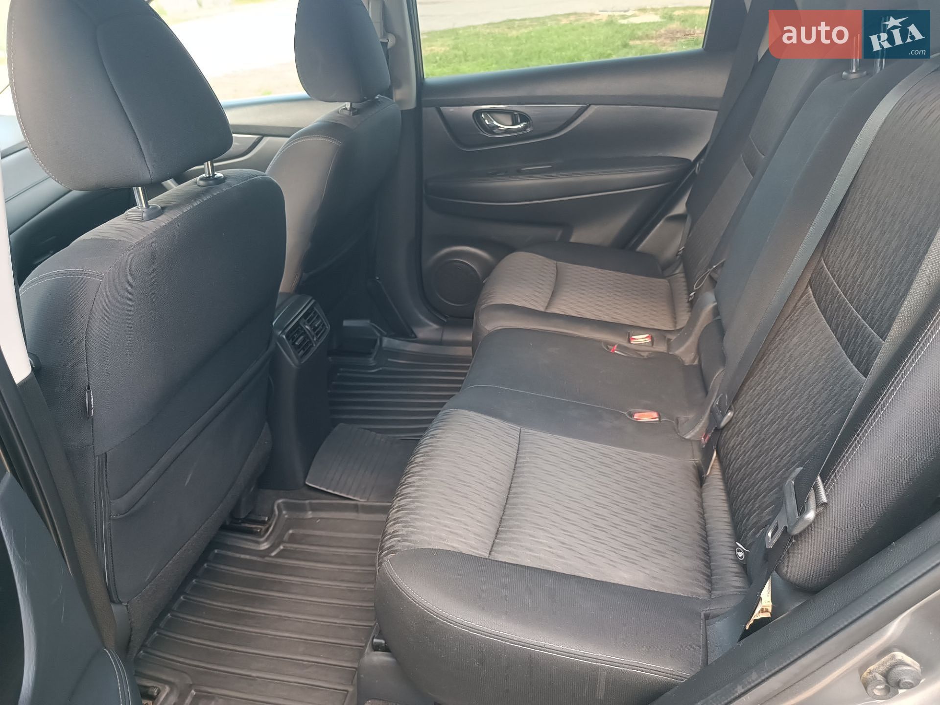 Nissan Rogue 2017 VIN KNMAT2MV2HP613866 фото оголошення 17 з 20