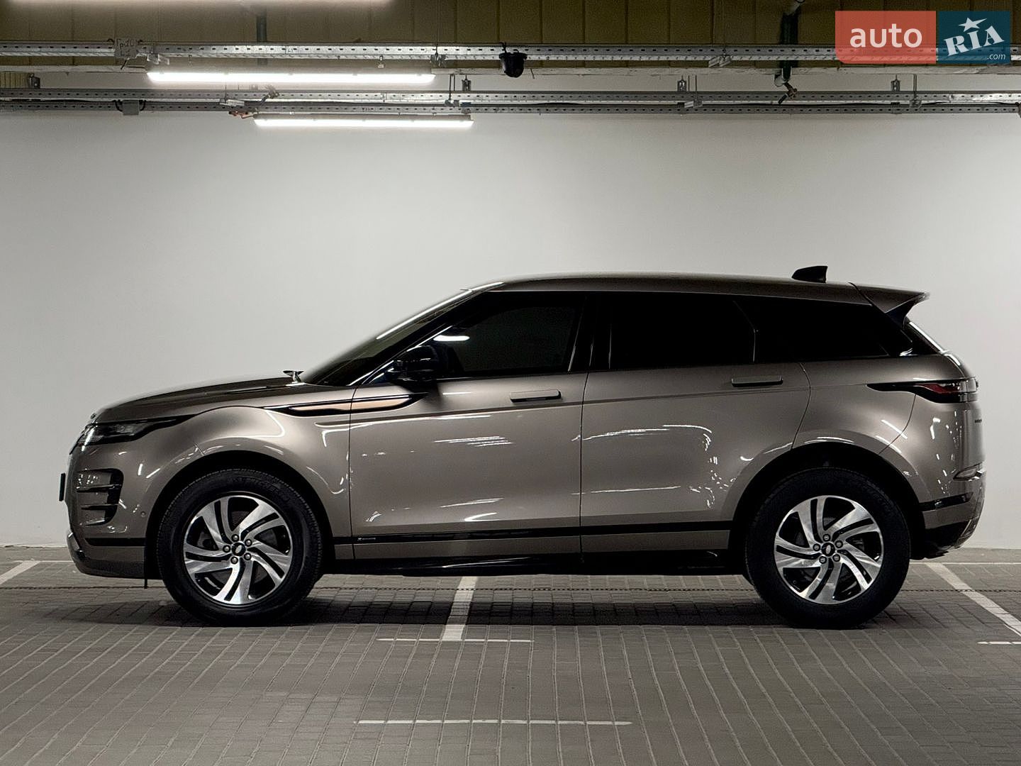 Land Rover Range Rover Evoque 2020 VIN SALZA2BN7MH122265 фото оголошення 8 з 43