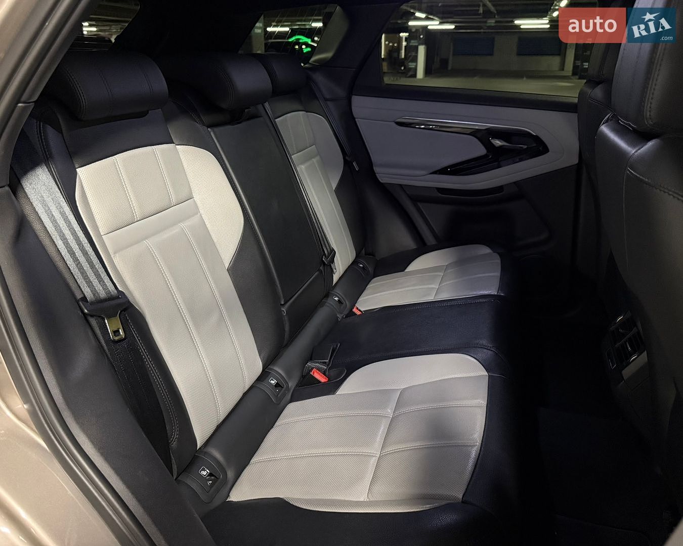 Land Rover Range Rover Evoque 2020 VIN SALZA2BN7MH122265 фото оголошення 38 з 43