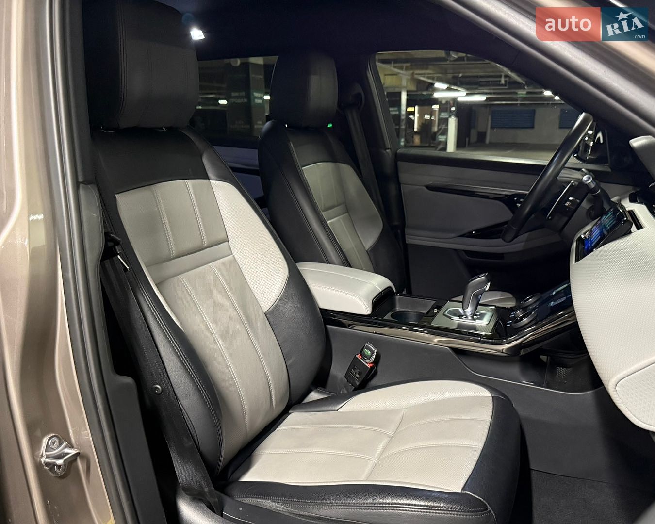 Land Rover Range Rover Evoque 2020 VIN SALZA2BN7MH122265 фото оголошення 40 з 43