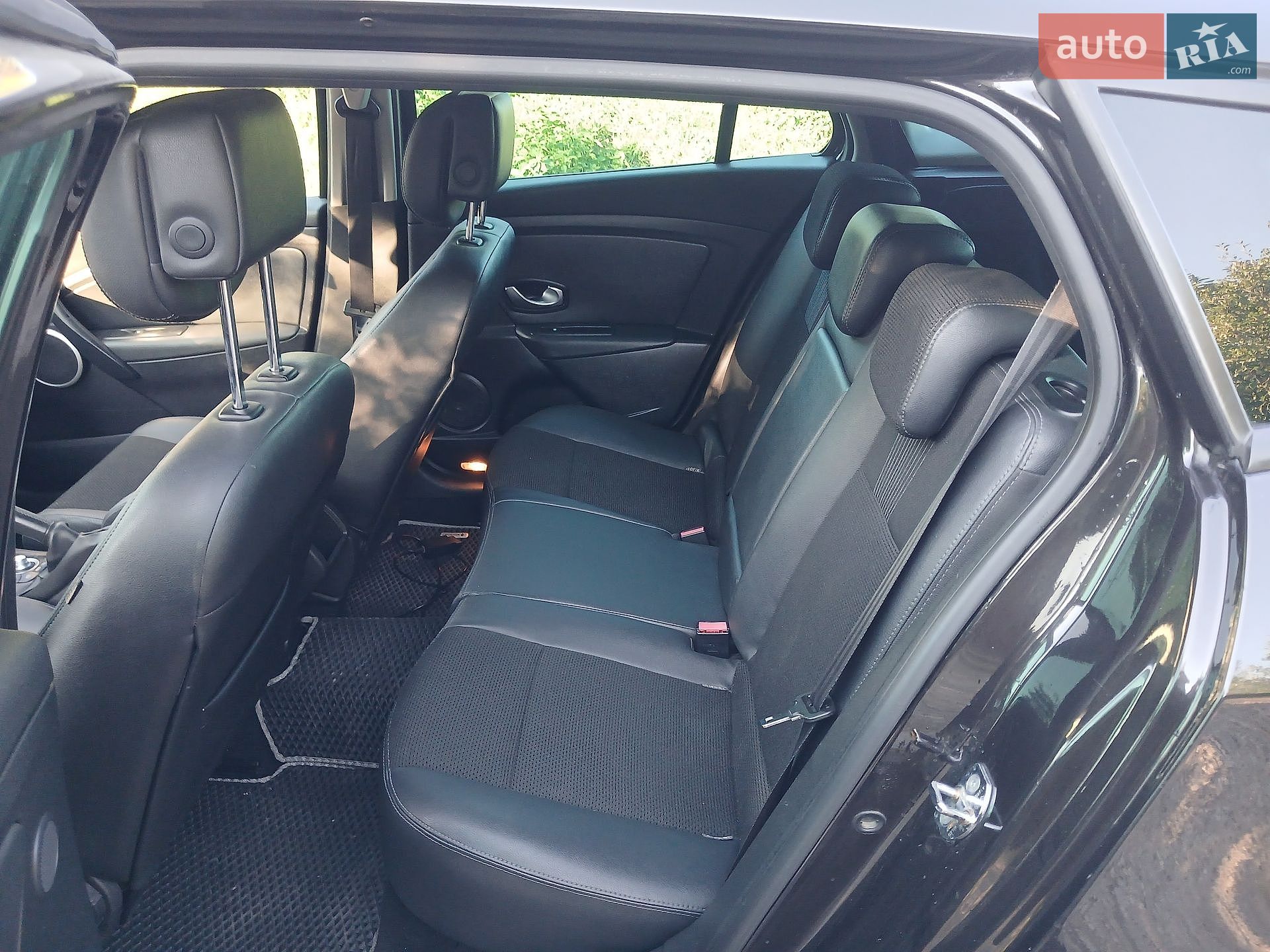 Renault Megane 2010 VIN VF1KZ1G0643146431 фото оголошення 18 з 24