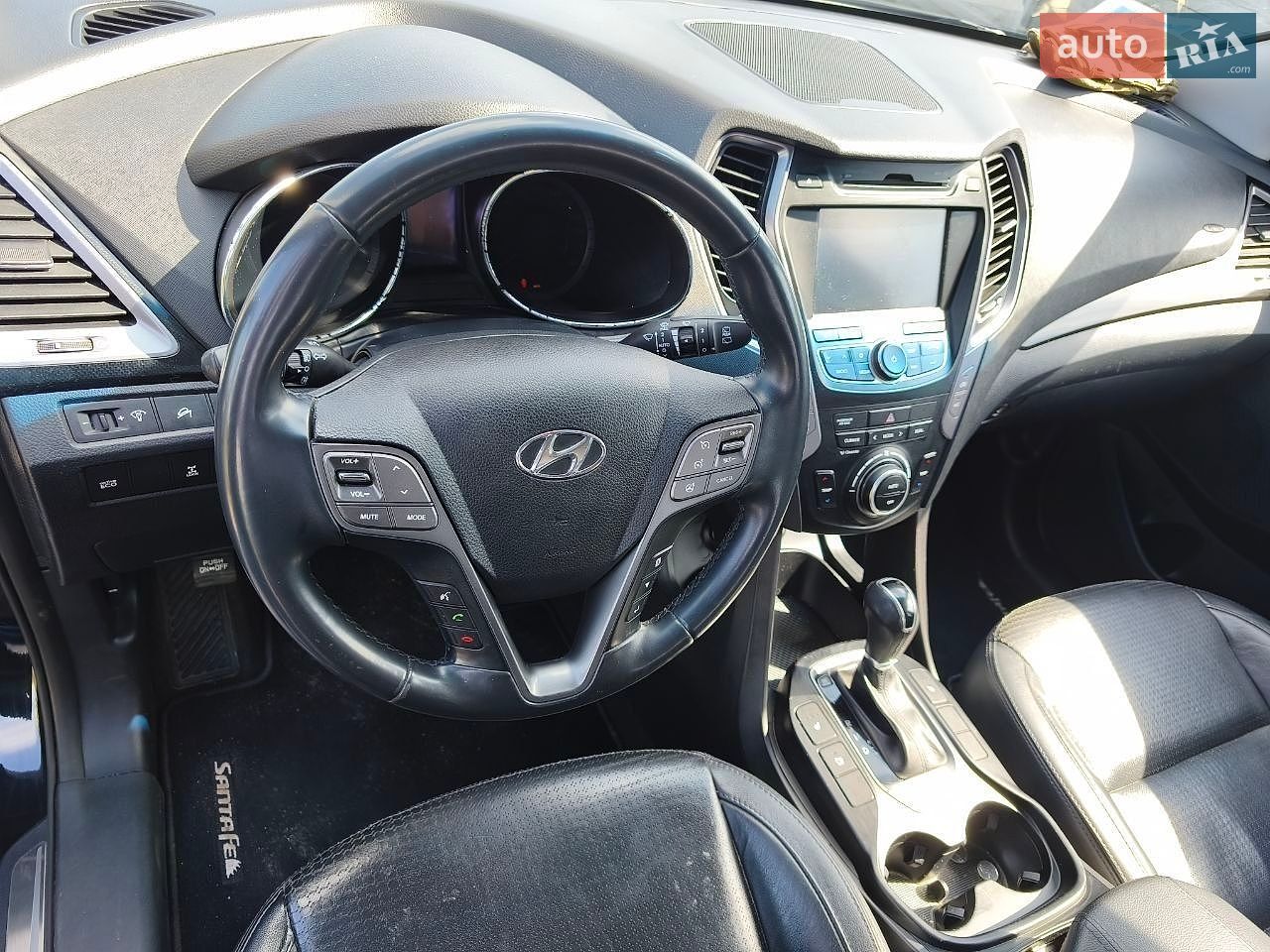 Hyundai Santa FE 2012 VIN KMHSU81XDDU055766 фото оголошення 22 з 27