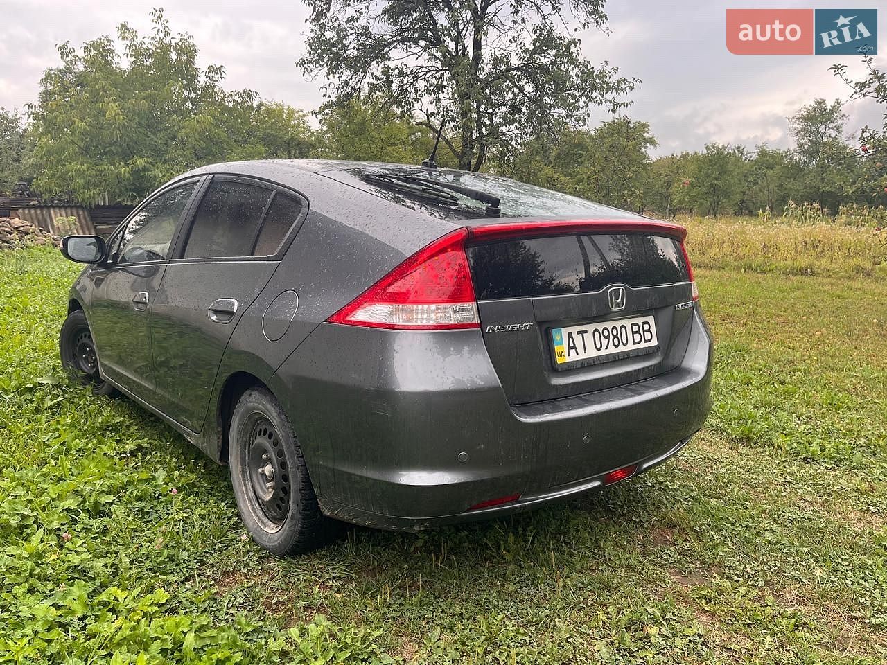 Honda Insight 2010 VIN JHMZE2870AS224731 фото оголошення 3 з 12