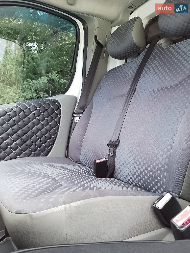 Renault Trafic 2006 VIN VF1FLAMA67V282839 фото оголошення 8 з 9