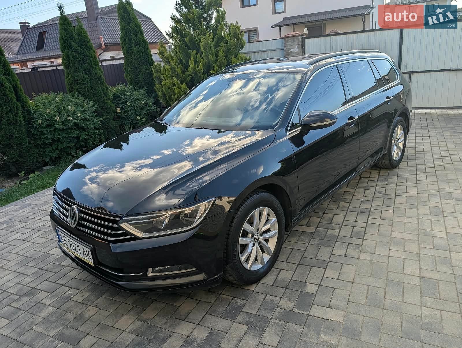 Volkswagen Passat 2015 VIN WVWZZZ3CZFE501616 фото оголошення 2 з 28